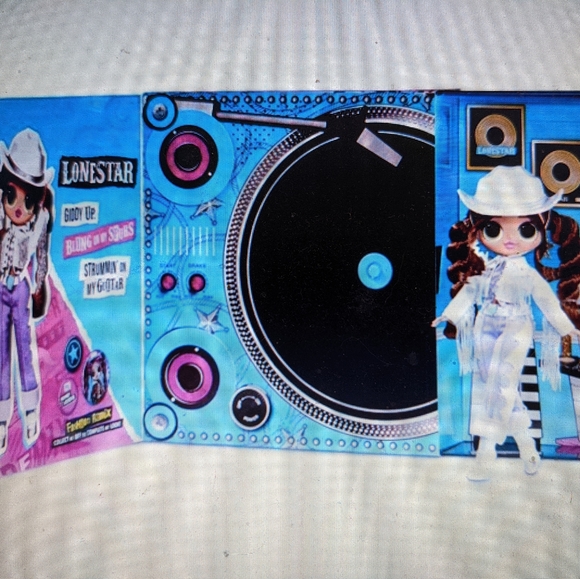LOL SURPRISE OMG REMIX *LONESTAR* Doll Bundle Pack...includes extra LOL goodies! - Picture 10 of 12